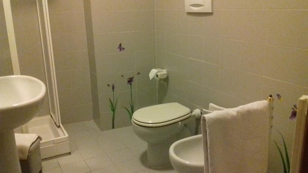 Ca D' Rot - Casa Ratti Guest House Vinchio Bagian luar foto