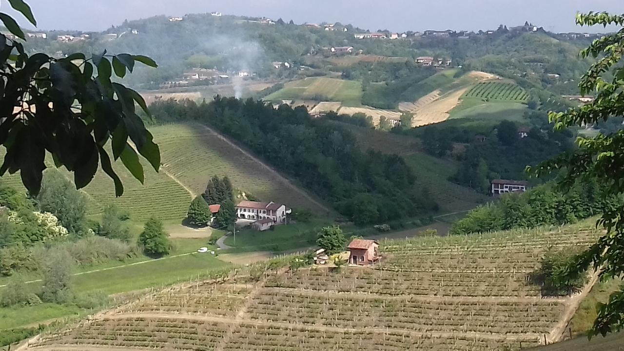 Ca D' Rot - Casa Ratti Guest House Vinchio Bagian luar foto